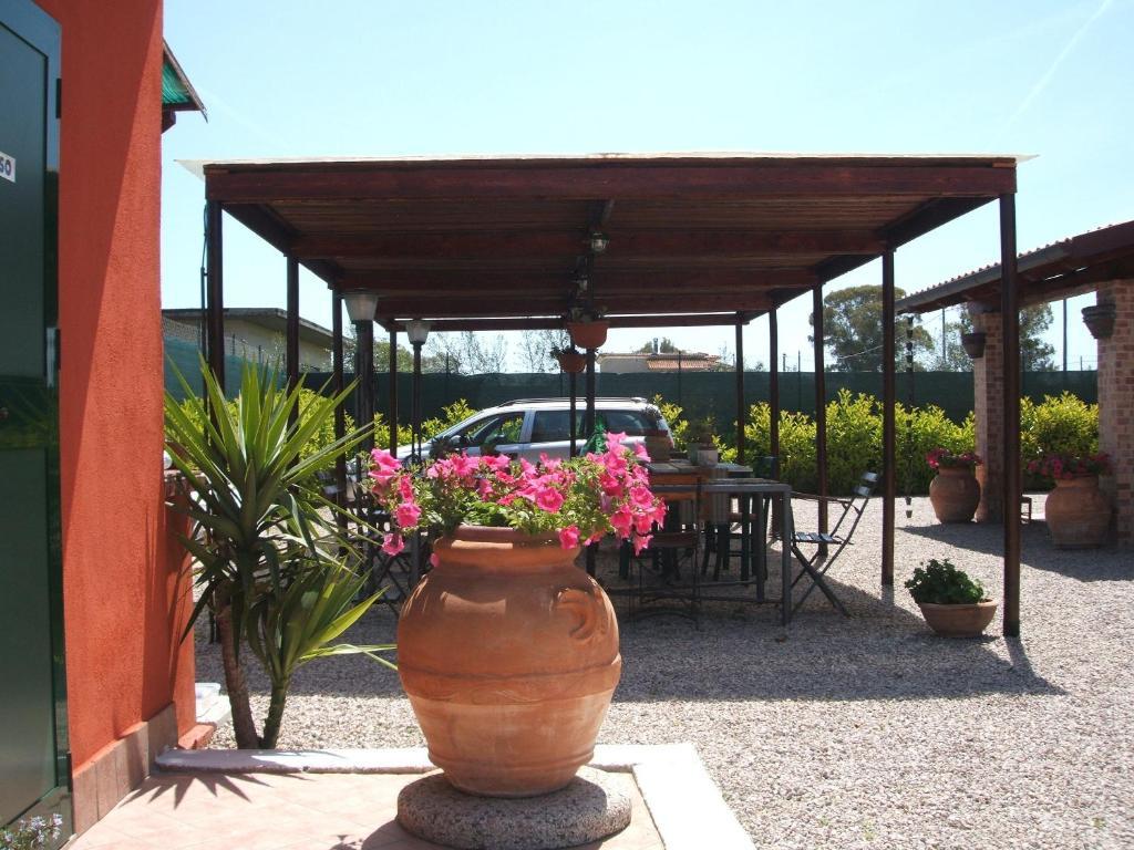 La Locanda Country House Борго-Монтенеро Экстерьер фото
