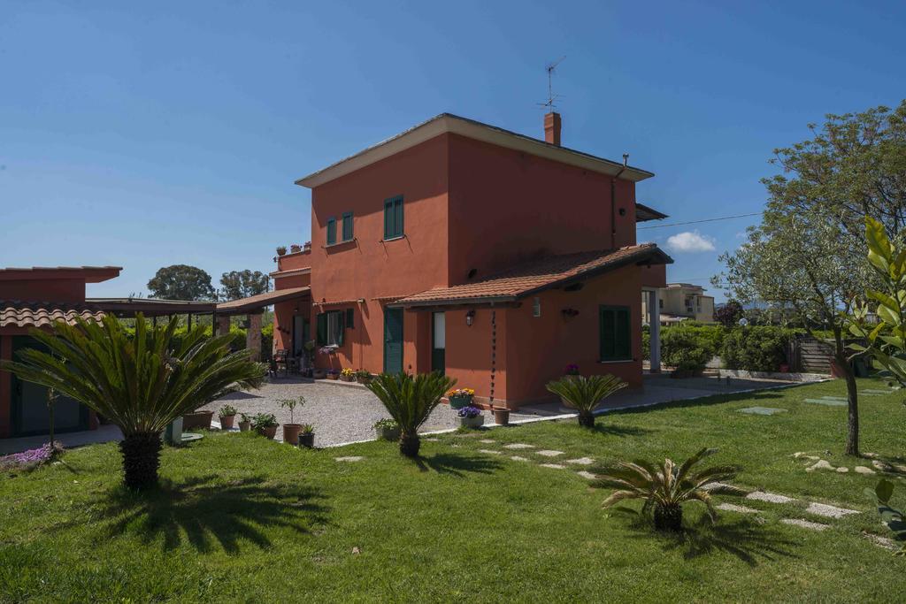 La Locanda Country House Борго-Монтенеро Экстерьер фото